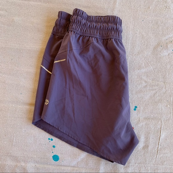 Target High-Waist Tracker Short - Picture 2 of 4